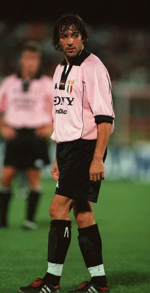 Juventus 1997-98 Away Shirt. Del Piero