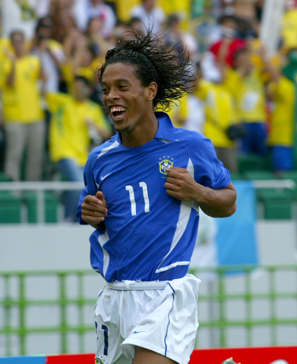 Brazil 2002 Away Shirt, Ronaldinho