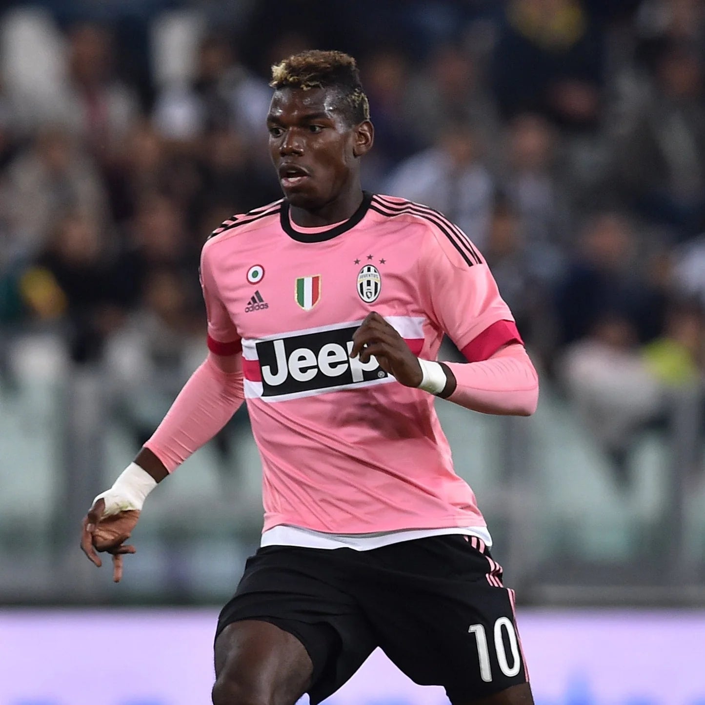 Juventus 2015-16 Away Shirt, Paul Pogba