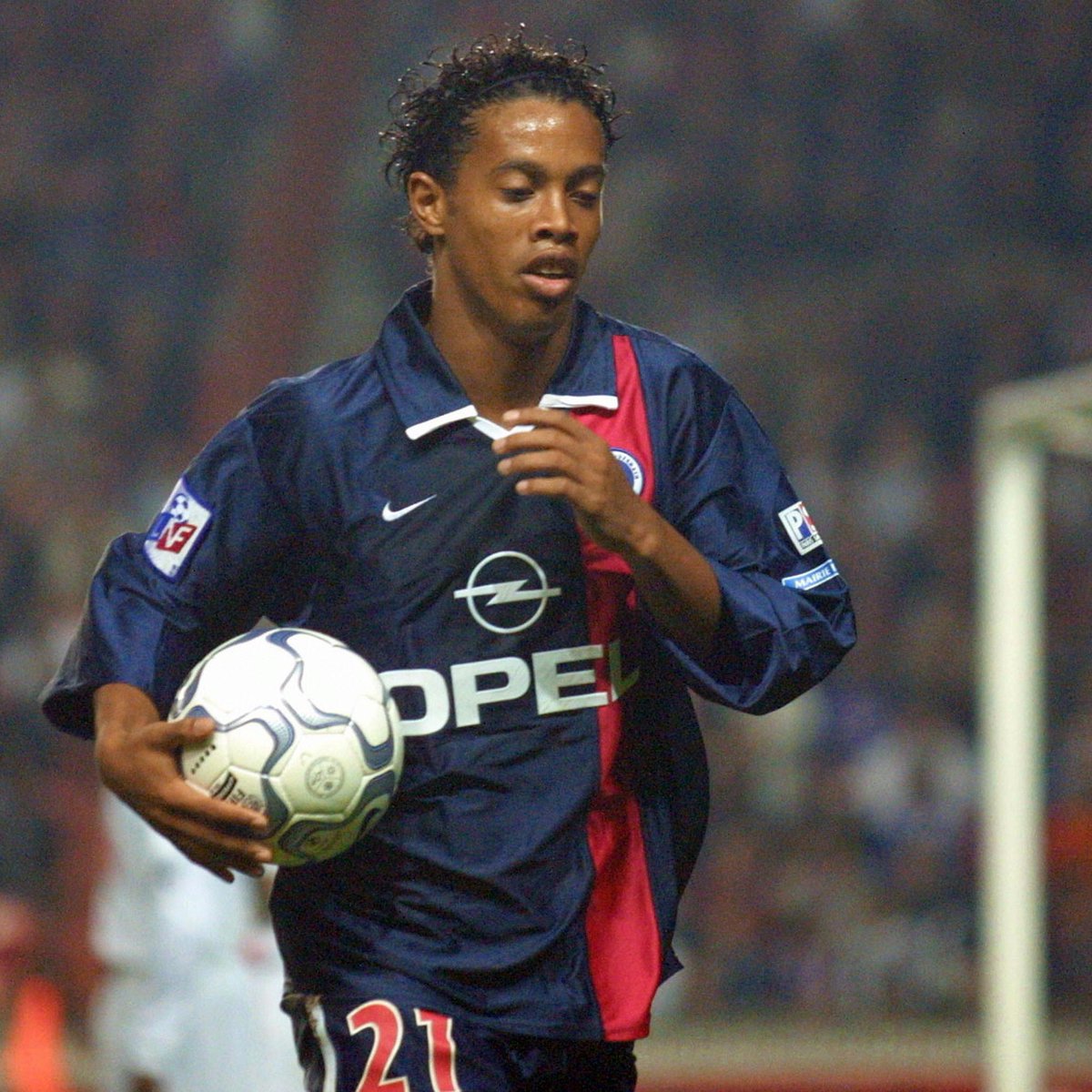 Paris Saint-Germain 2001-02 Home Shirt, PSG, Ronaldinho